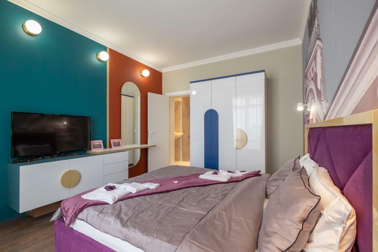 Vitosha Blvd 3-Bedroom, 2-Bathroom Lux Suite Sofia Extérieur photo